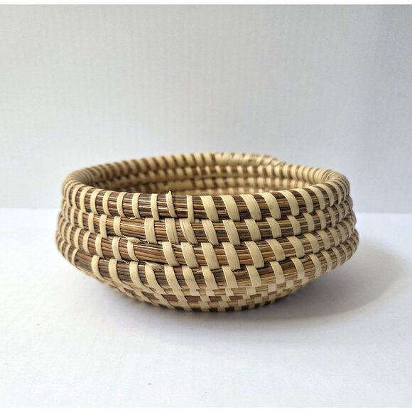 Handmade Other - South Carolina Sweetgrass Gullah Basket 7" Round Catch All Handmade